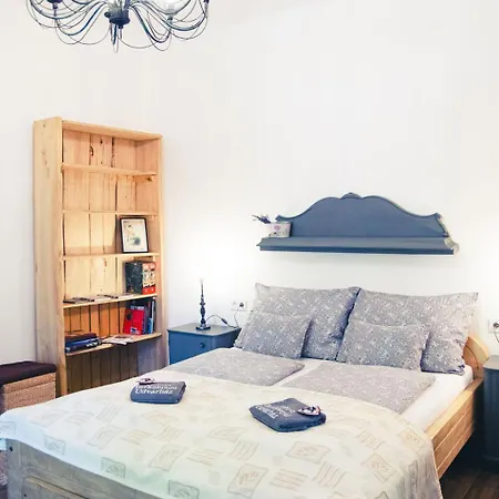 Apartman Abonyi Tarkaborju Udvarhaz *