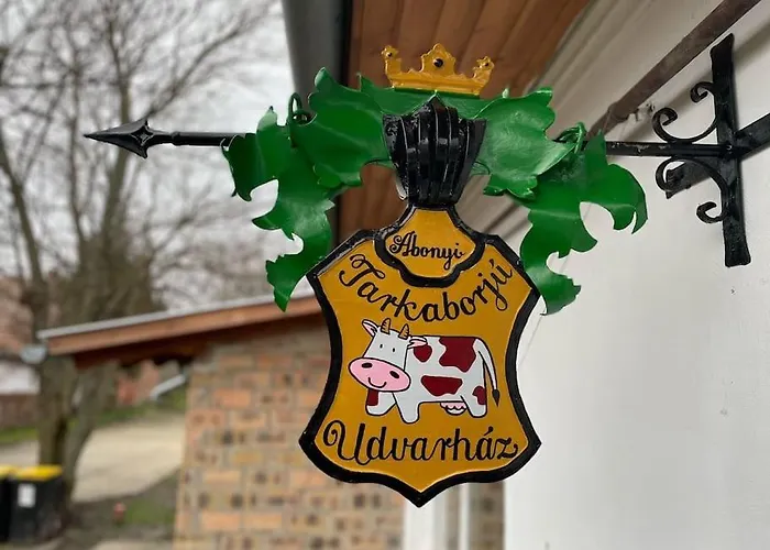 Abonyi Tarkaborjú Udvarház Appartamento